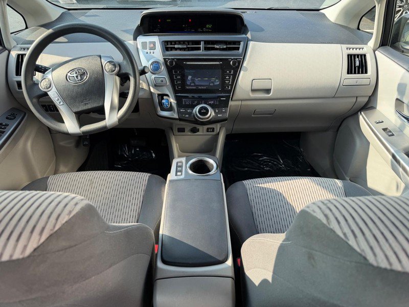 Used 2017 Toyota Prius V Two w/ Carpet Mat Package FWD image 11