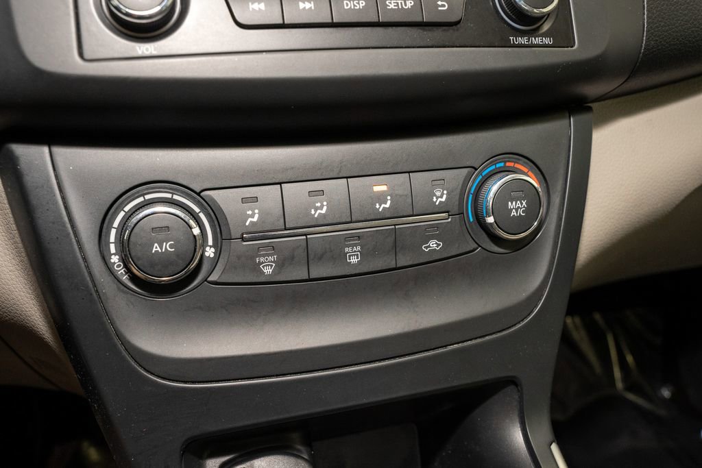 Used 2017 Nissan Sentra S image 12