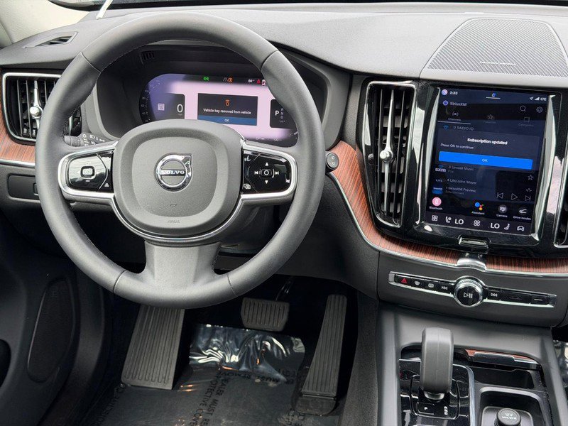 Certified 2023 Volvo XC60 B5 Plus w/ Climate Package AWD/4WD image 13