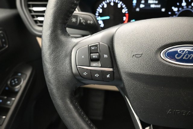 Used 2020 Ford Escape SEL FWD image 19