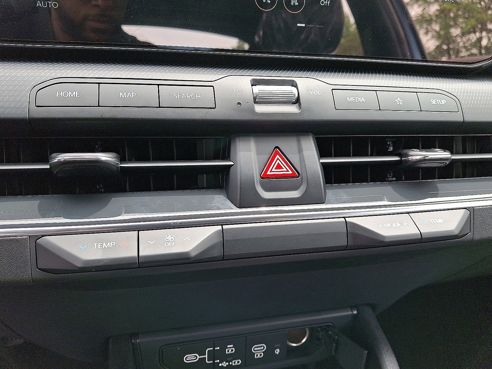 New 2025 Kia K4 GT-Line image 14