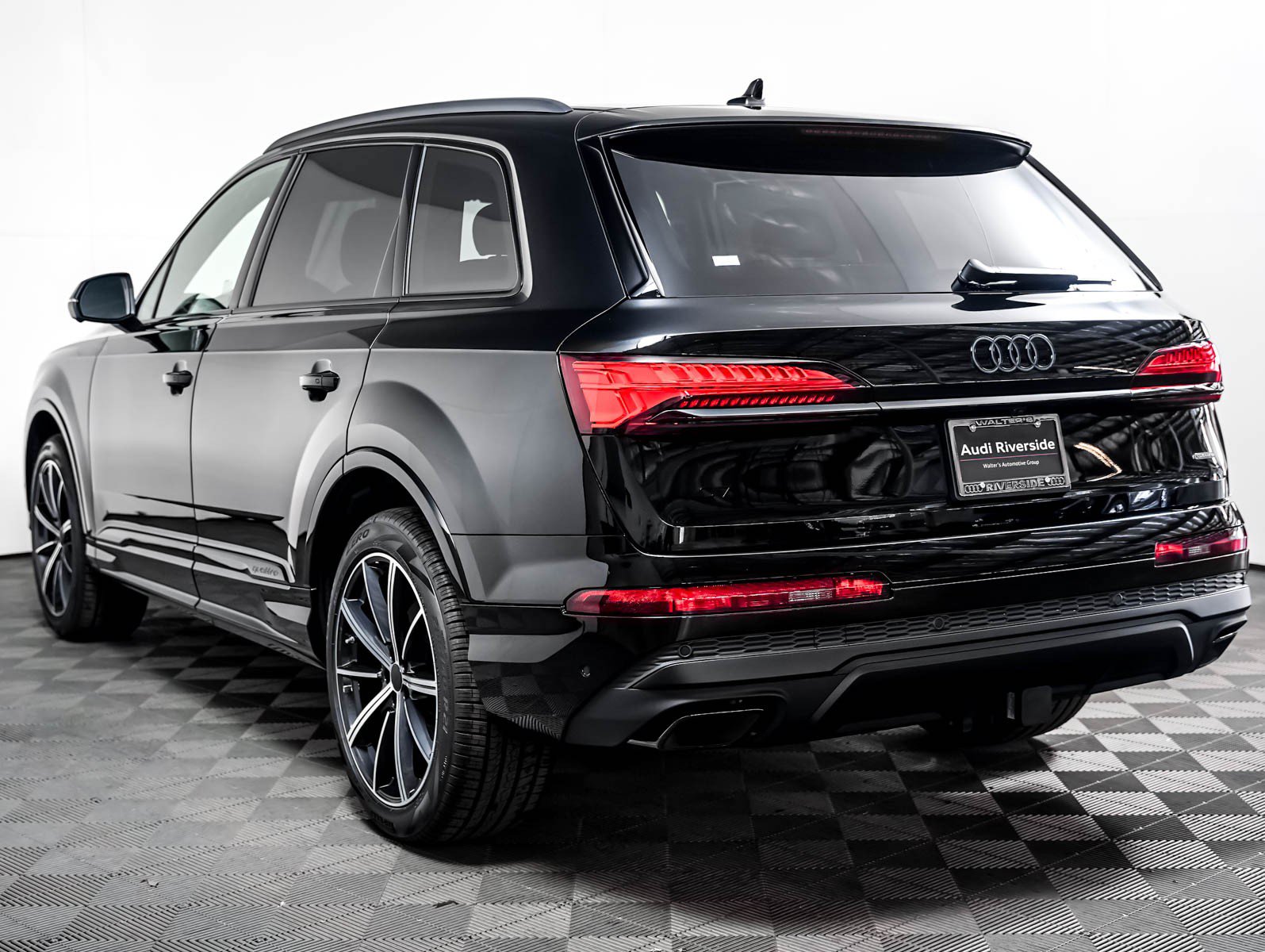 New 2026 Audi Q7 2.0T Premium Plus AWD/4WD image 2