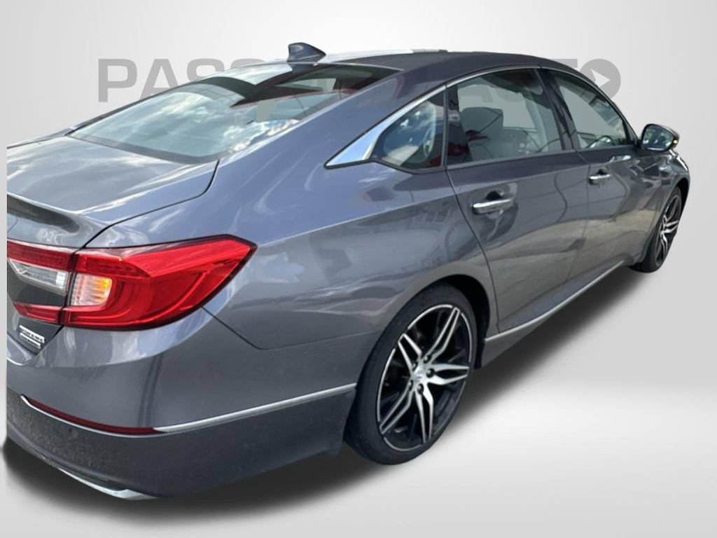 Used 2021 Honda Accord Touring image 3
