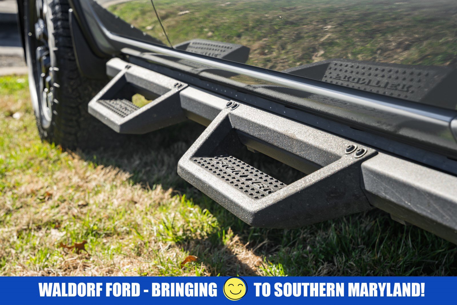 Used 2023 Nissan Frontier PRO-4X w/ Pro Convenience Package image 17