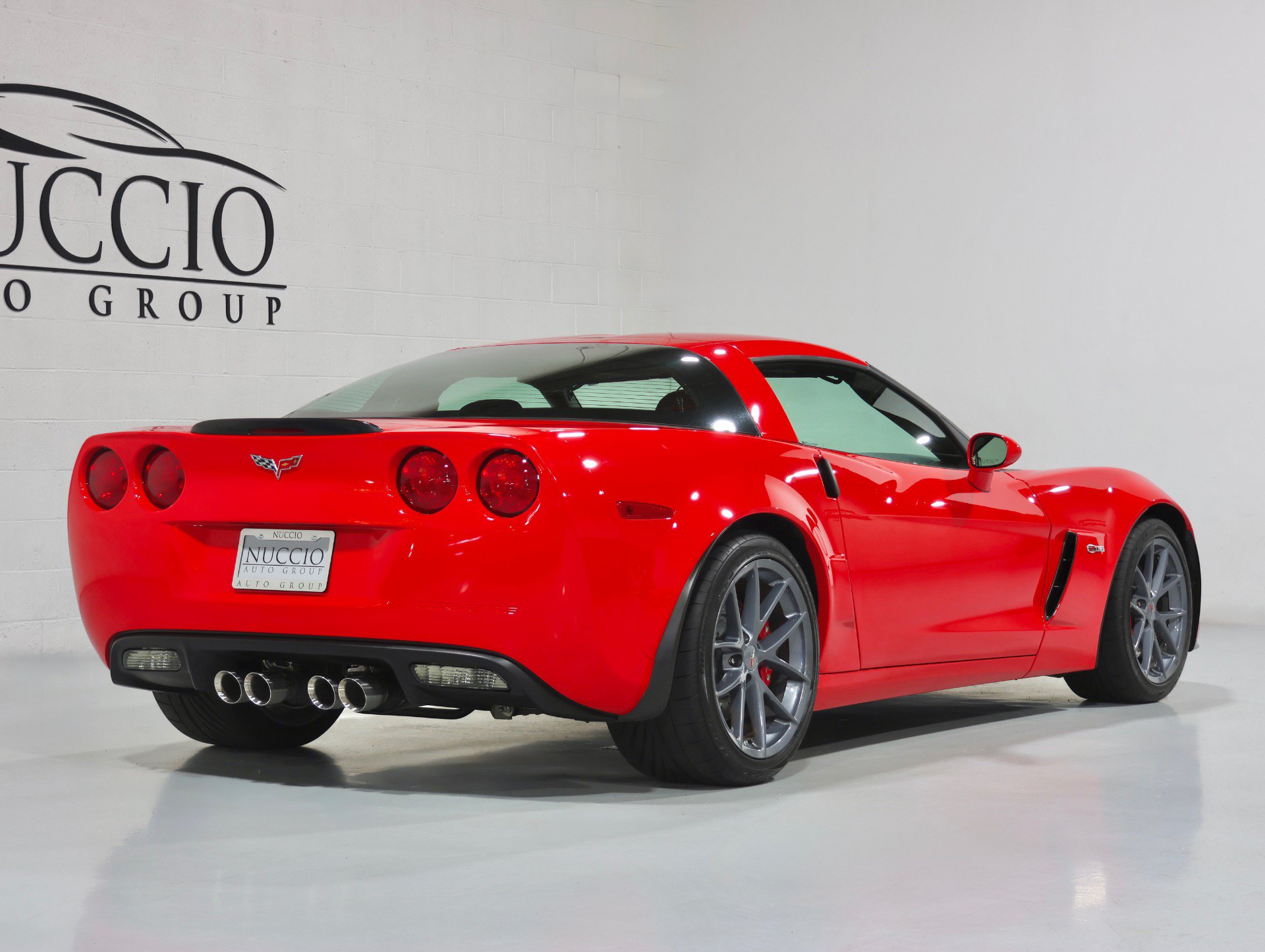 Used 2012 Chevrolet Corvette Z06 w/ 2LZ Preferred Equipment Group image 40
