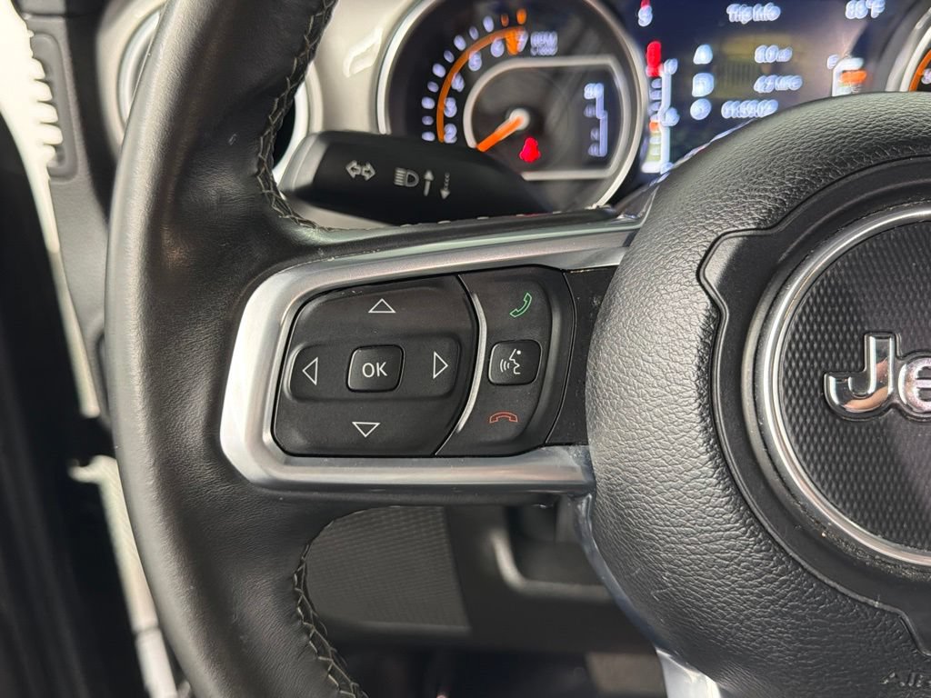 Used 2019 Jeep Wrangler Unlimited Sahara AWD/4WD image 23