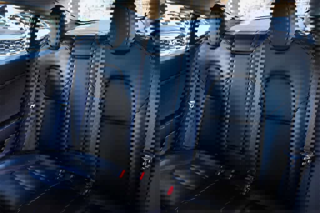 Used 2021 Tesla Model 3 Standard Range Plus image 17