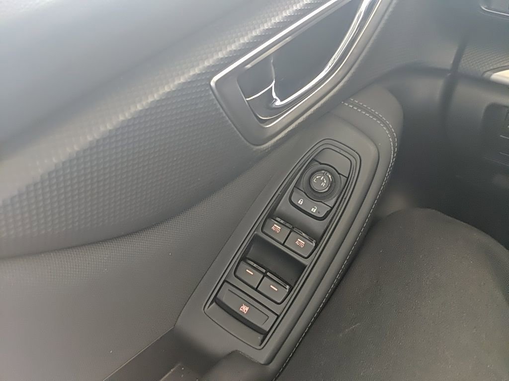 Used 2024 Subaru Forester Premium AWD/4WD image 30