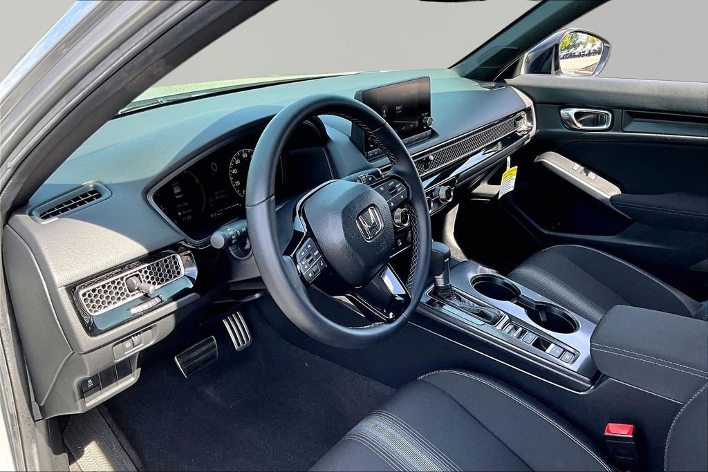 Used 2025 Honda Civic Sport image 12