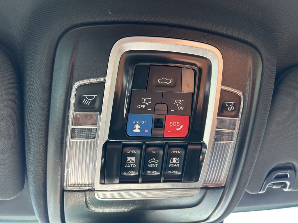 Used 2022 RAM 3500 Limited image 35