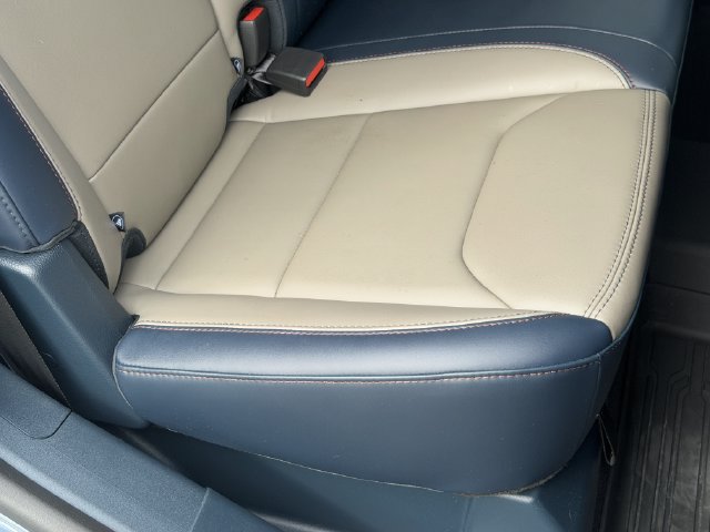 Used 2025 Ford Maverick Lariat w/ 4K Tow Package AWD/4WD image 20
