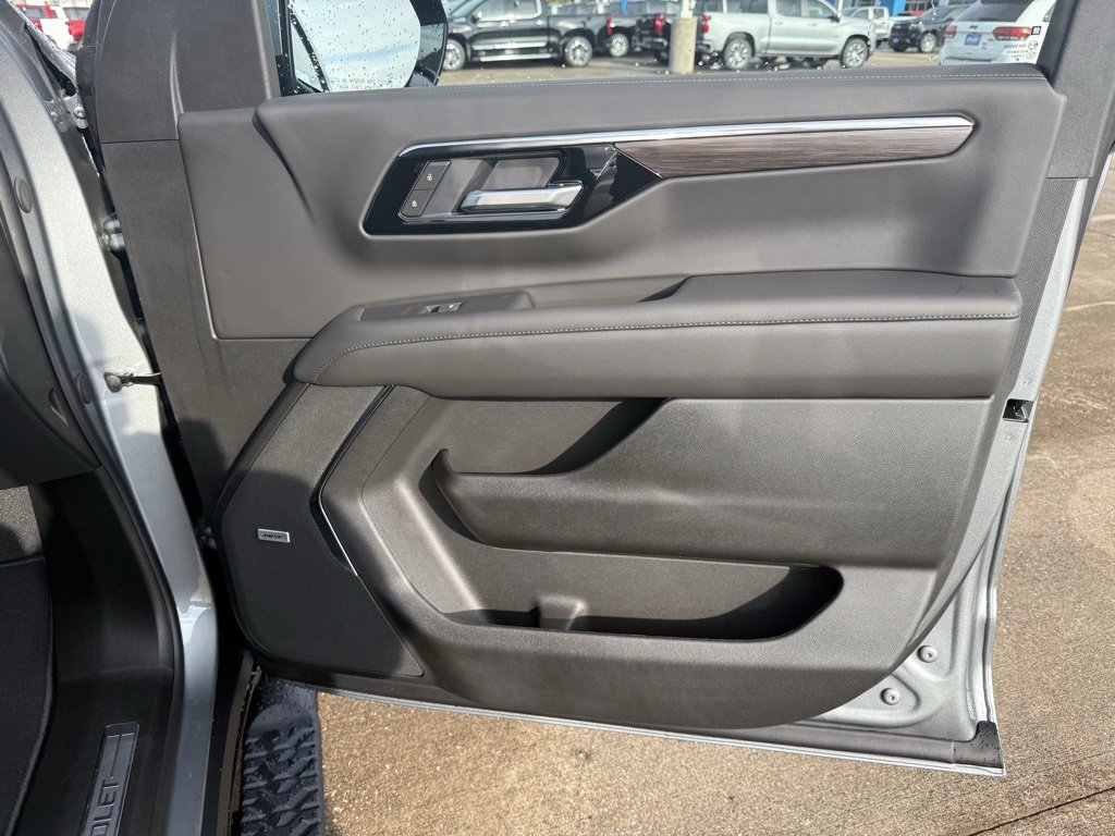 New 2026 Chevrolet Tahoe Z71 w/ Comfort Package image 48