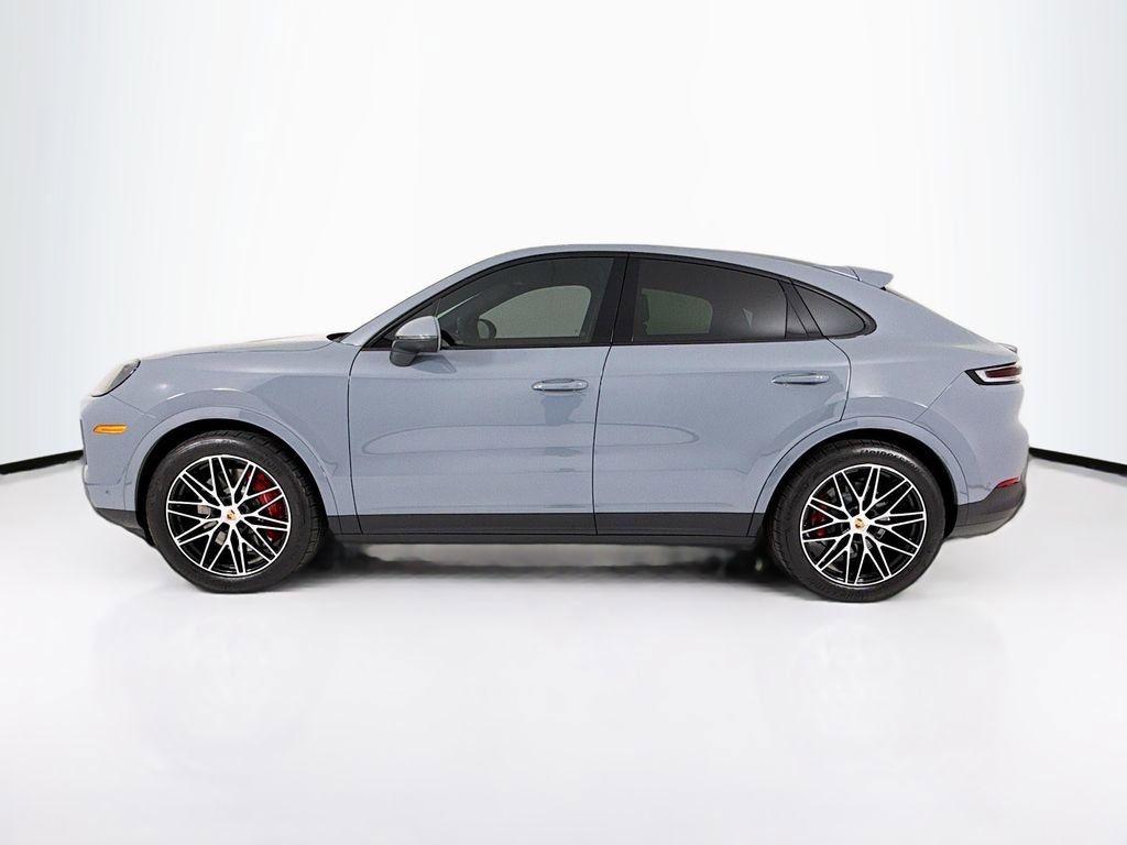 Certified 2026 Porsche Cayenne S AWD/4WD image 2