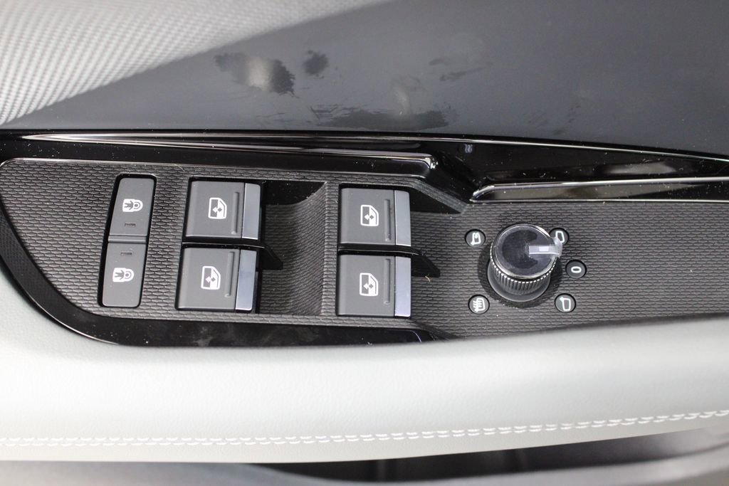 New 2026 Audi Q3 quattro 2.0T image 18