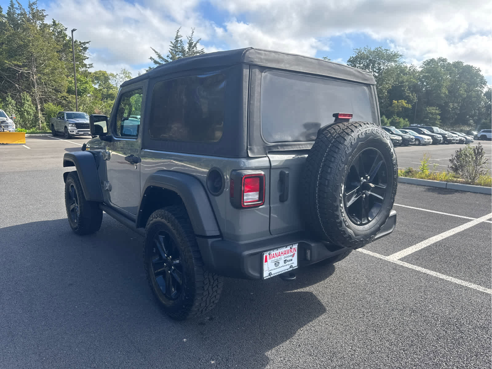 Certified 2021 Jeep Wrangler Willys image 7