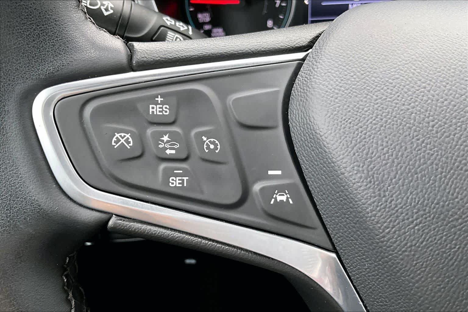 Used 2023 Chevrolet Equinox LT FWD image 20