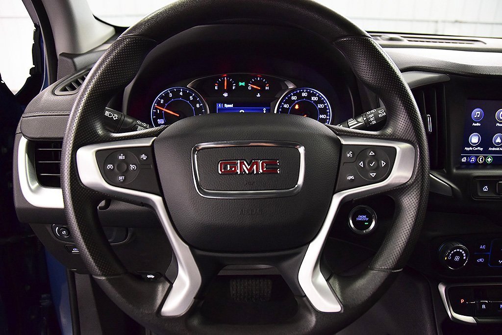 Used 2024 GMC Terrain SLE image 18