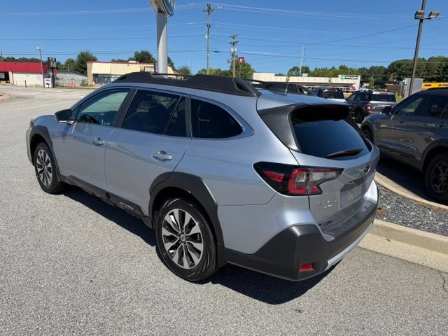 Used 2024 Subaru Outback Limited AWD/4WD image 6