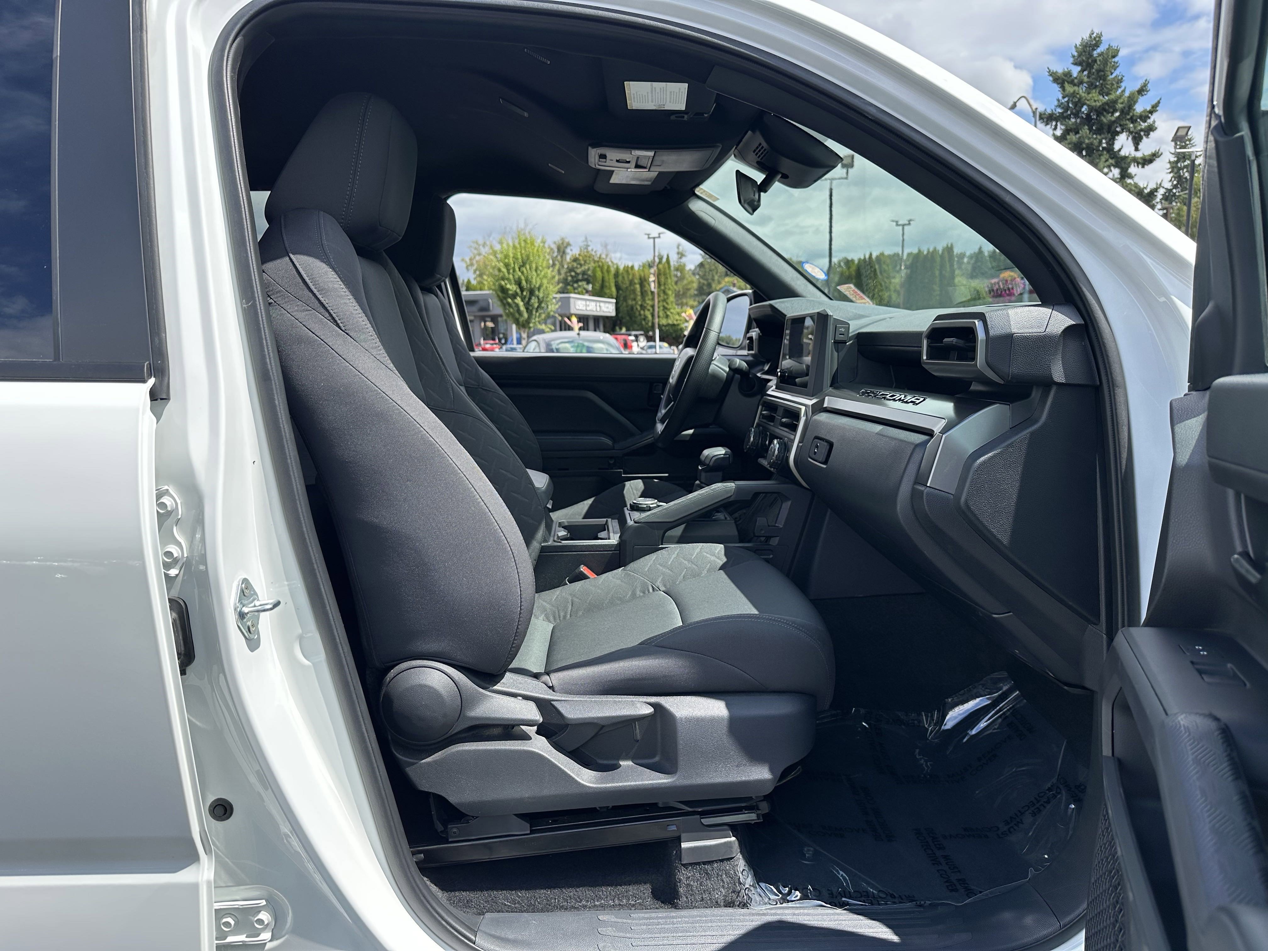 Used 2024 Toyota Tacoma SR5 image 10