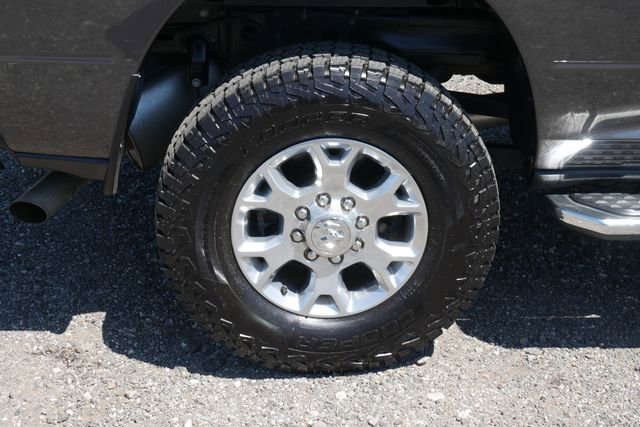 Used 2024 RAM 2500 Laramie AWD/4WD image 13