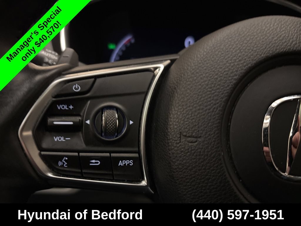 Used 2023 Acura MDX SH-AWD w/ Technology Package image 18