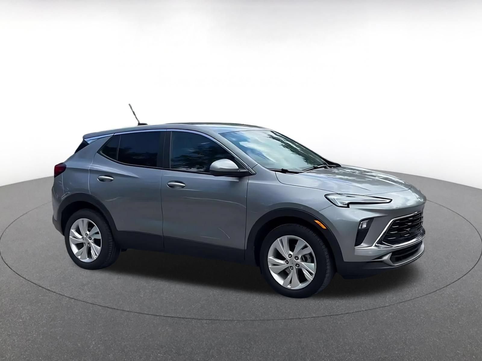 Used 2026 Buick Encore GX Preferred FWD image 2
