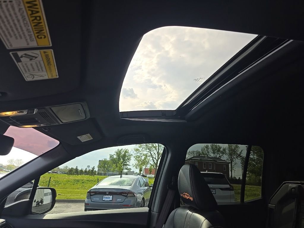 Used 2024 Honda Ridgeline TrailSport image 15