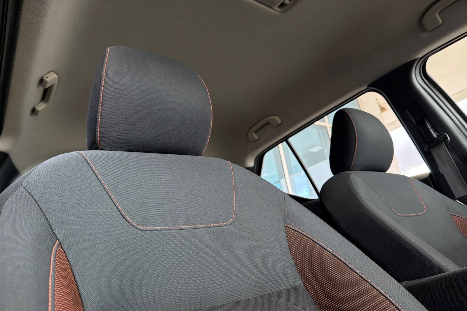 Used 2019 Nissan Kicks SR FWD image 18
