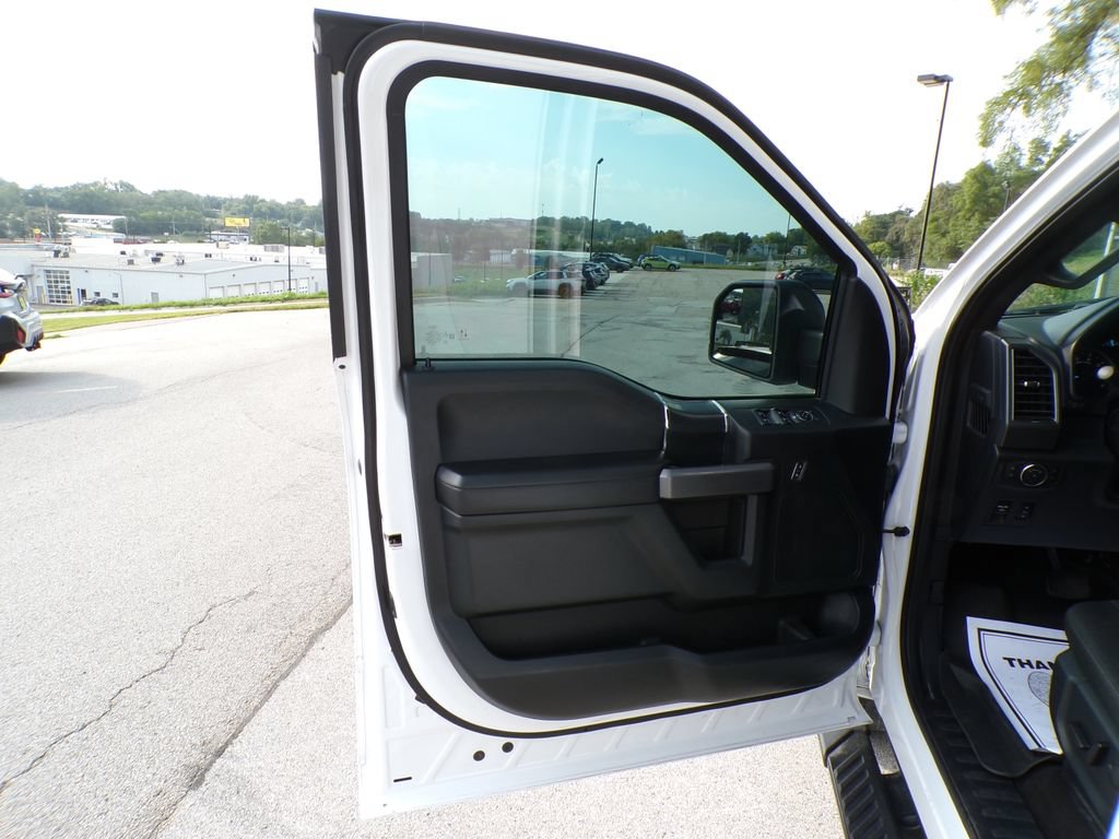 Used 2020 Ford F150 XLT w/ Equipment Group 302A Luxury AWD/4WD image 22