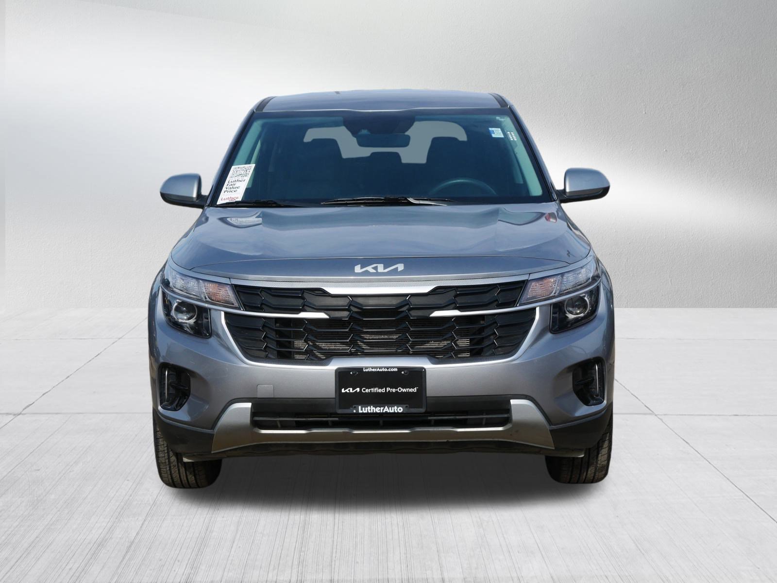 Certified 2024 Kia Seltos LX image 2