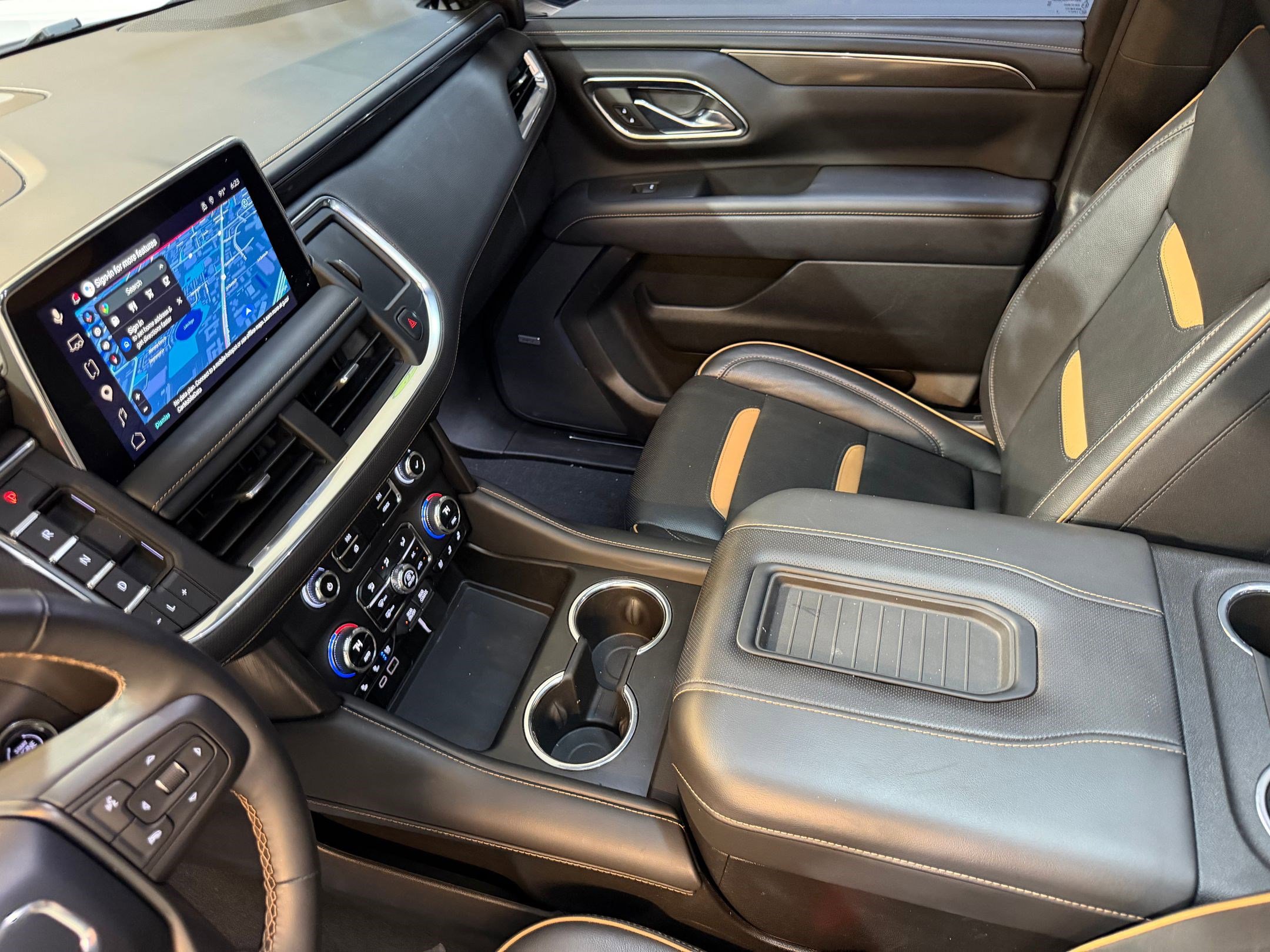 Used 2023 GMC Yukon AT4 AWD/4WD image 33