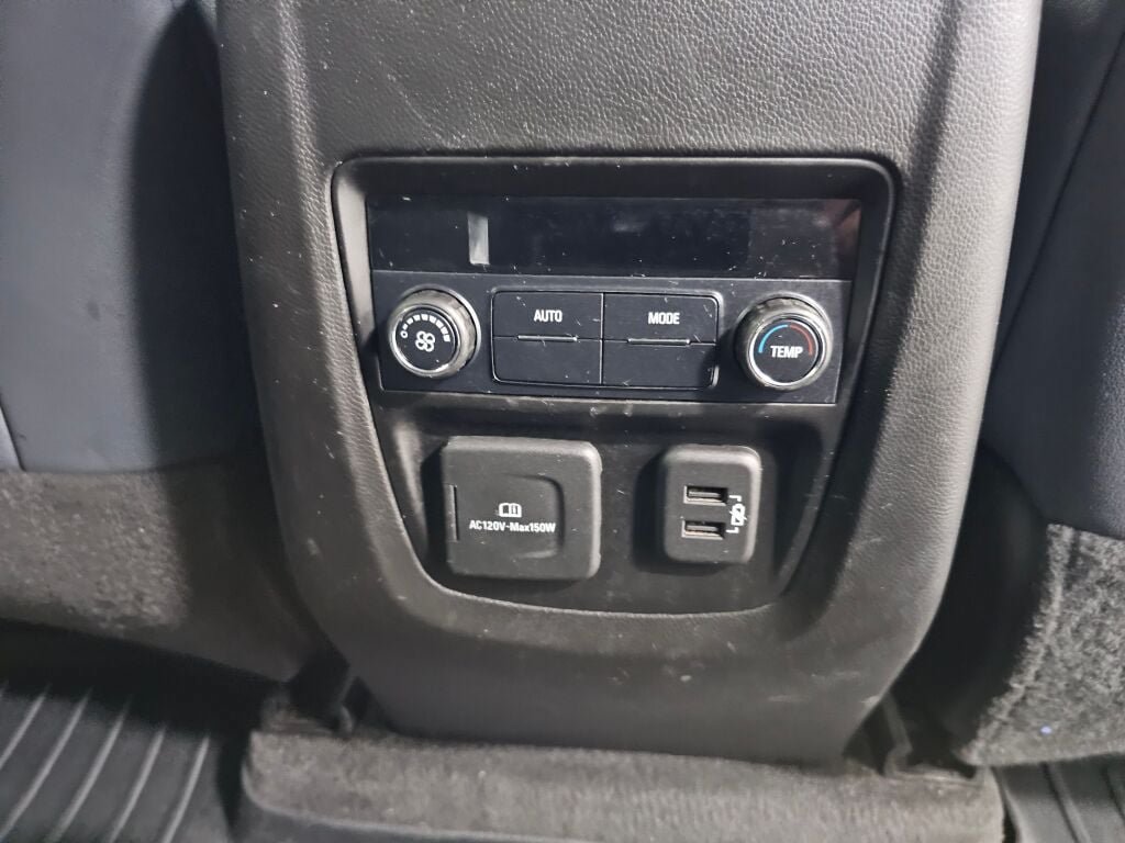 Used 2020 Buick Enclave Essence w/ Sound and Sites Package AWD/4WD image 20