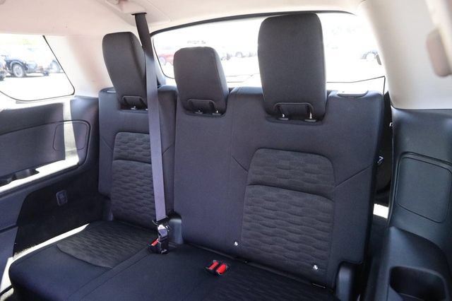 Certified 2025 Nissan Pathfinder SV AWD/4WD image 11
