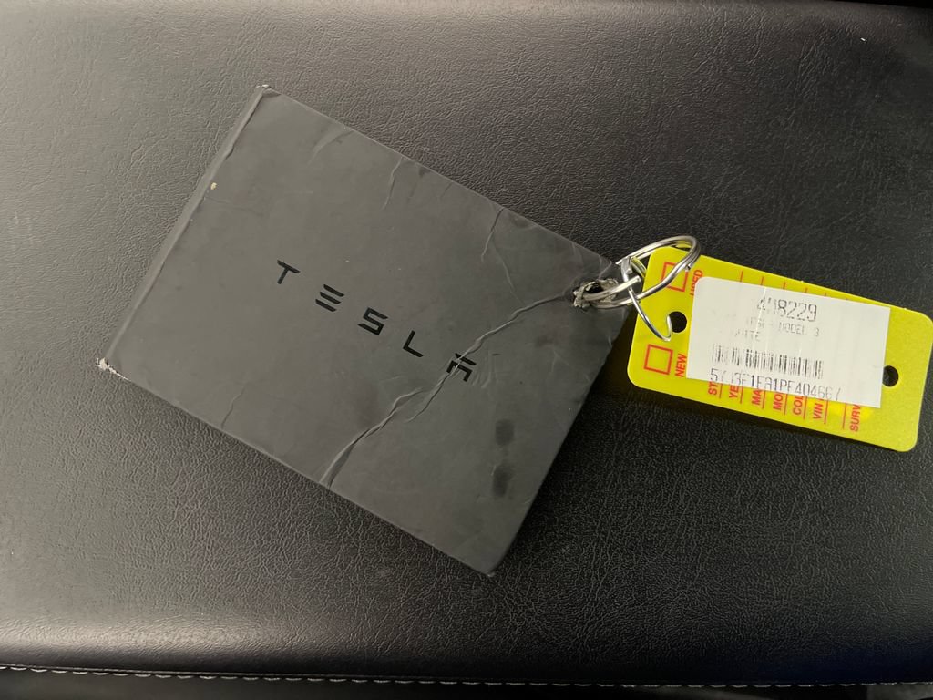 Used 2023 Tesla Model 3 Standard Range RWD image 26