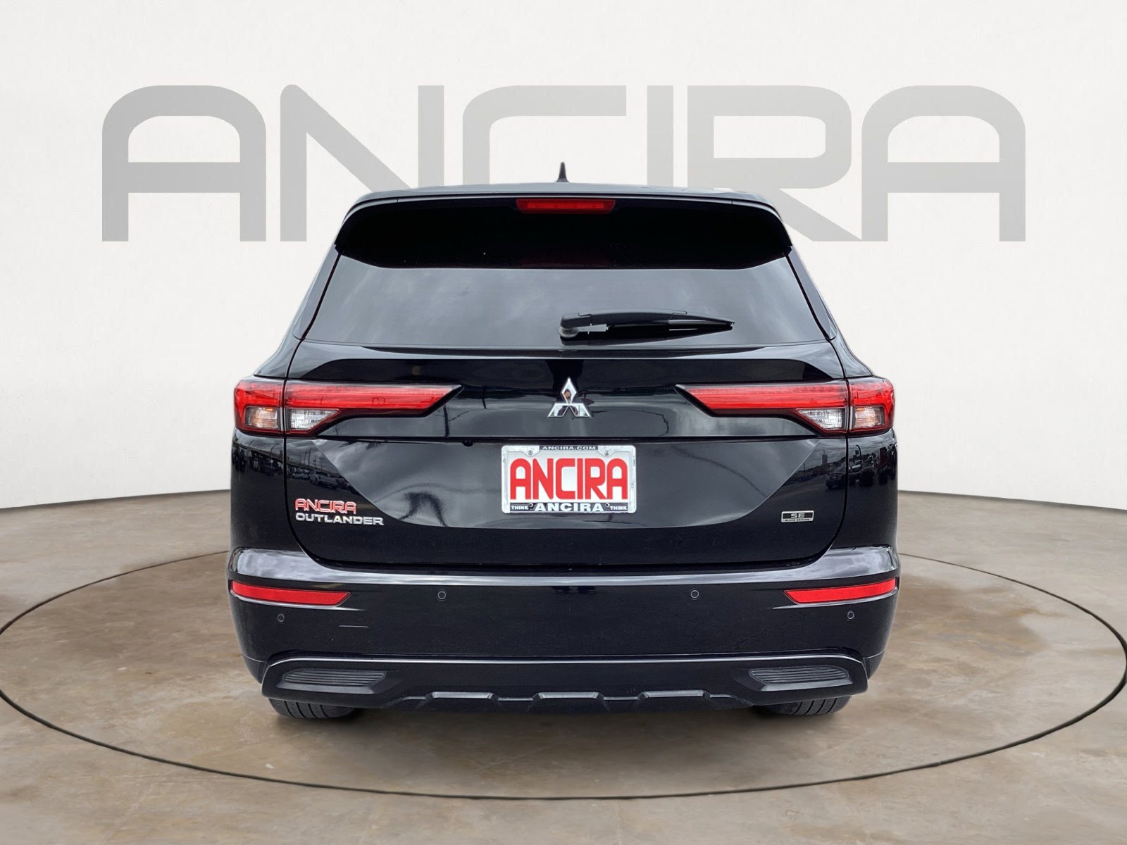 Used 2024 Mitsubishi Outlander SE Black Edition FWD image 13