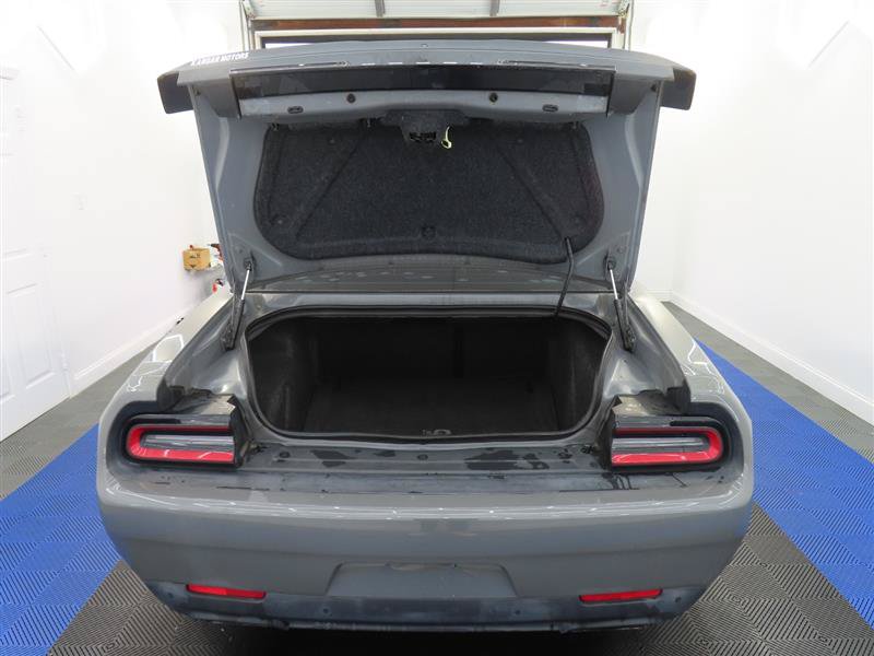 Used 2019 Dodge Challenger R/T Scat Pack w/ Shaker Package RWD image 9