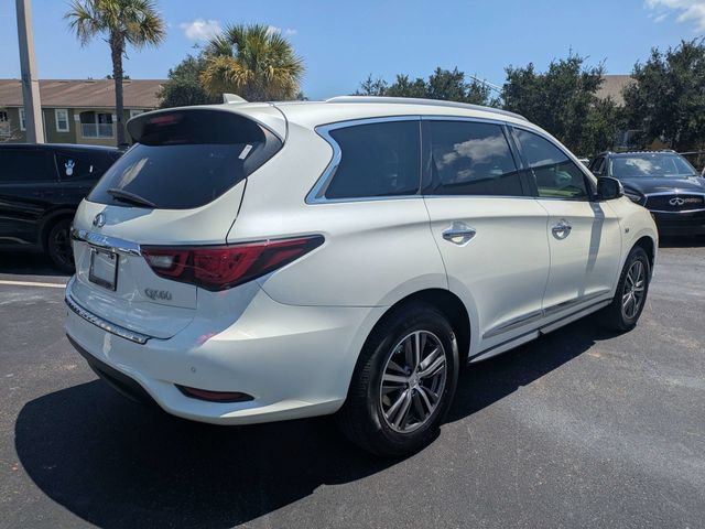 Used 2019 INFINITI QX60 Luxe w/ Essential Package FWD image 3