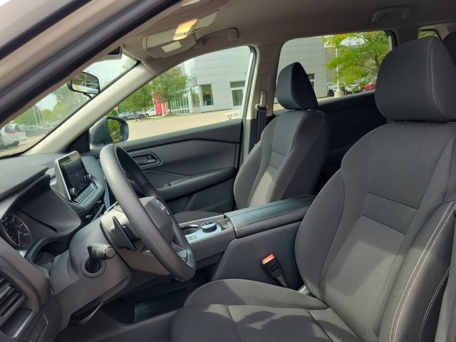 Certified 2025 Nissan Rogue S AWD/4WD image 7