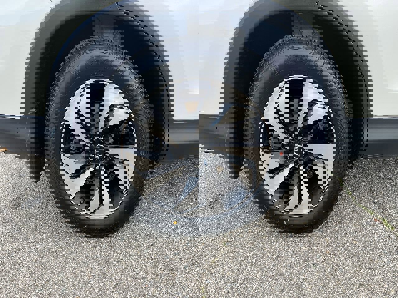 Used 2016 Honda CR-V Touring image 12