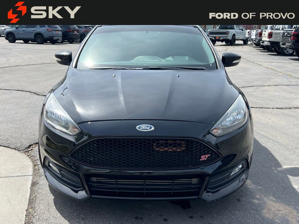 Used 2018 Ford Focus ST image 7