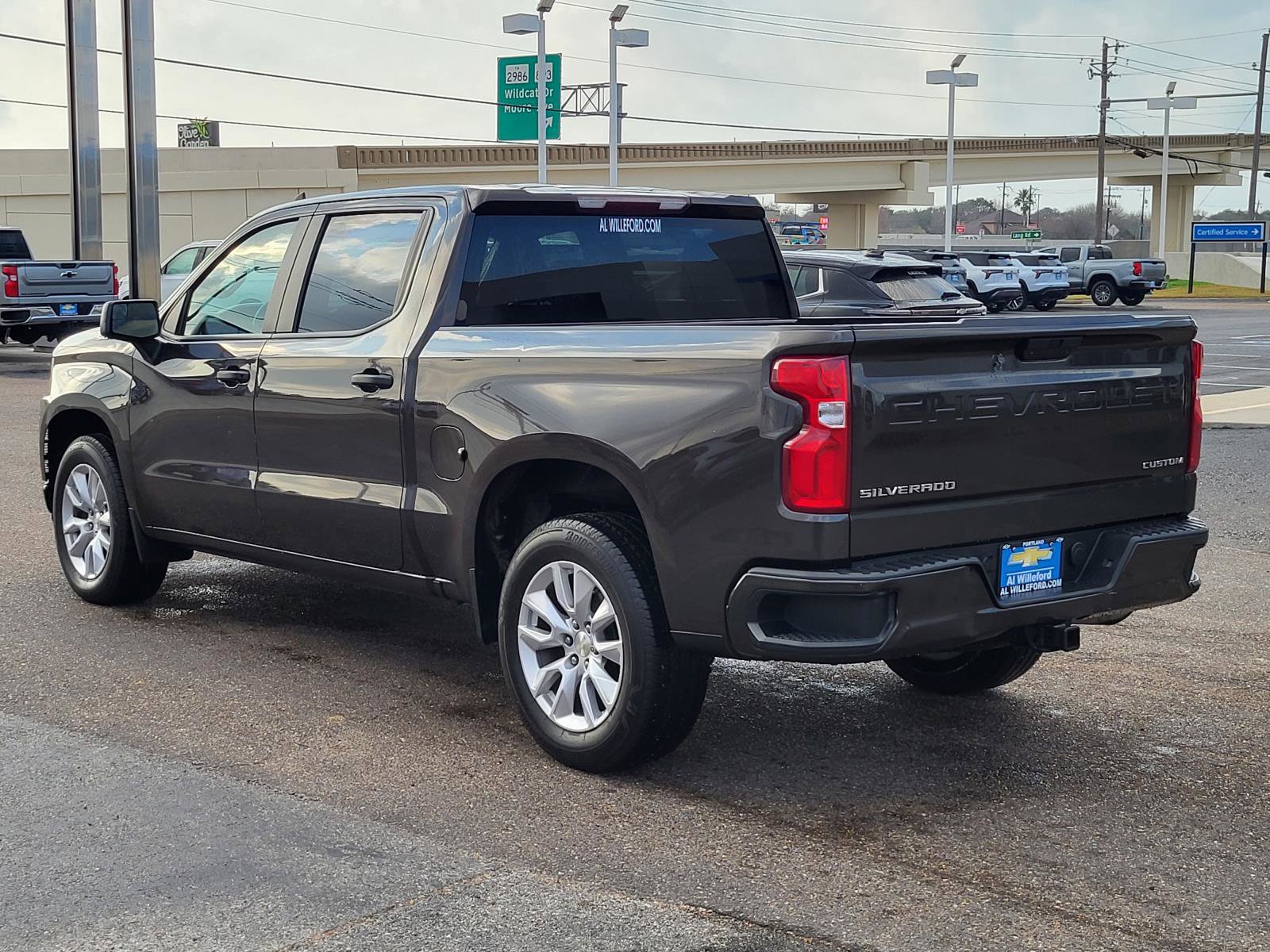 Used 2021 Chevrolet Silverado 1500 Custom image 3