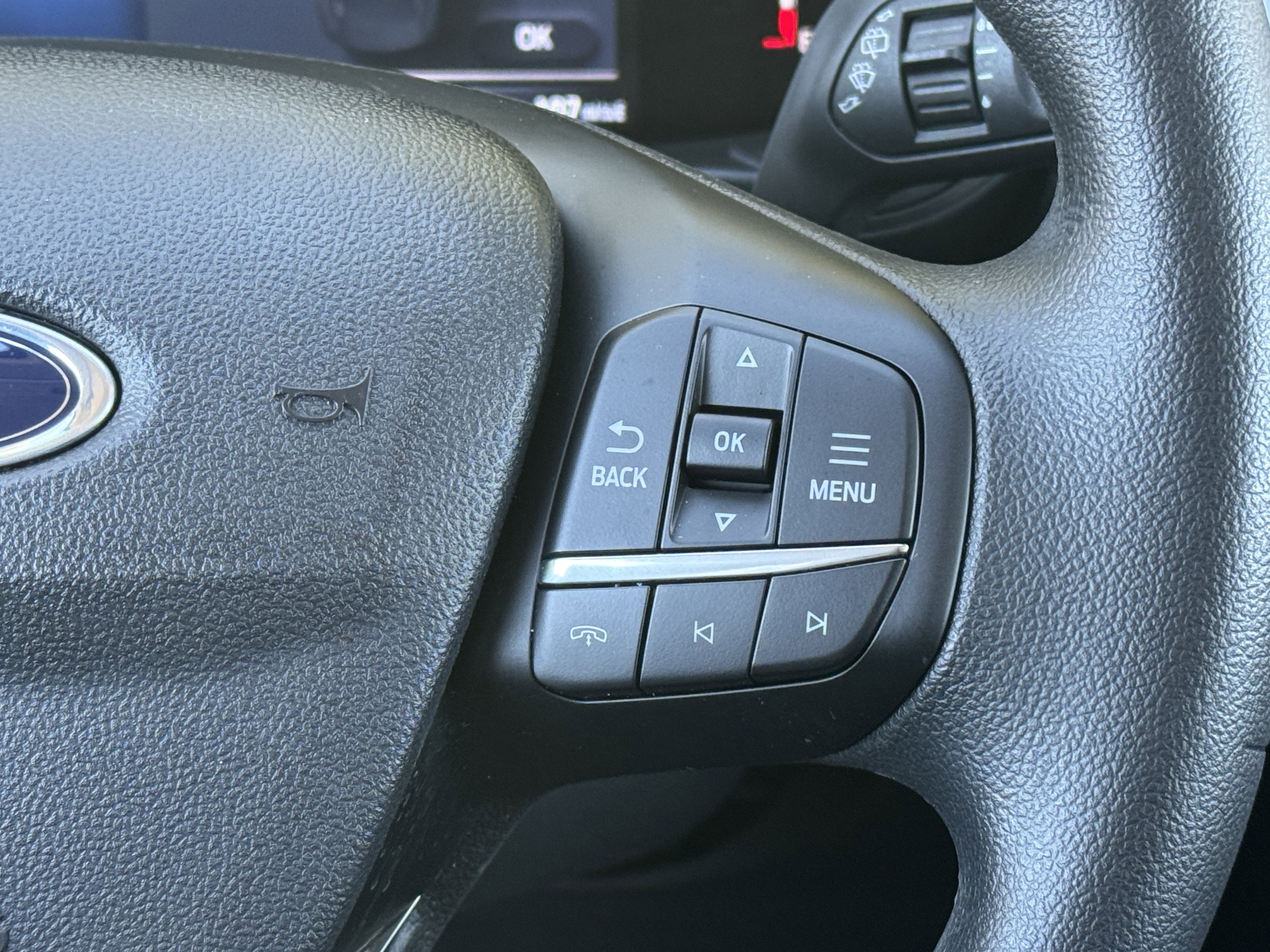 Used 2025 Ford Escape Active image 31