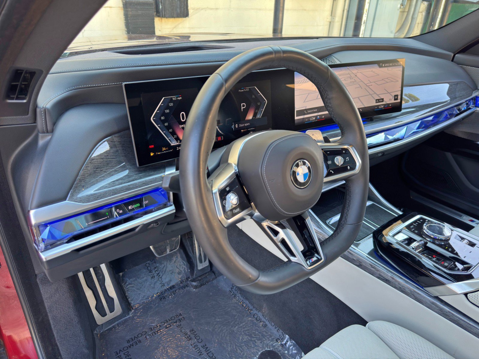 Used 2023 BMW 760i xDrive AWD/4WD image 14