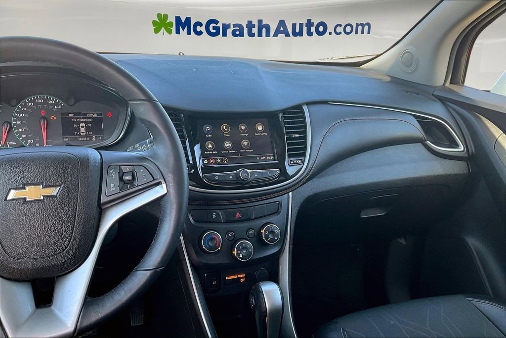 Used 2018 Chevrolet Trax LT w/ LT Convenience Package image 9