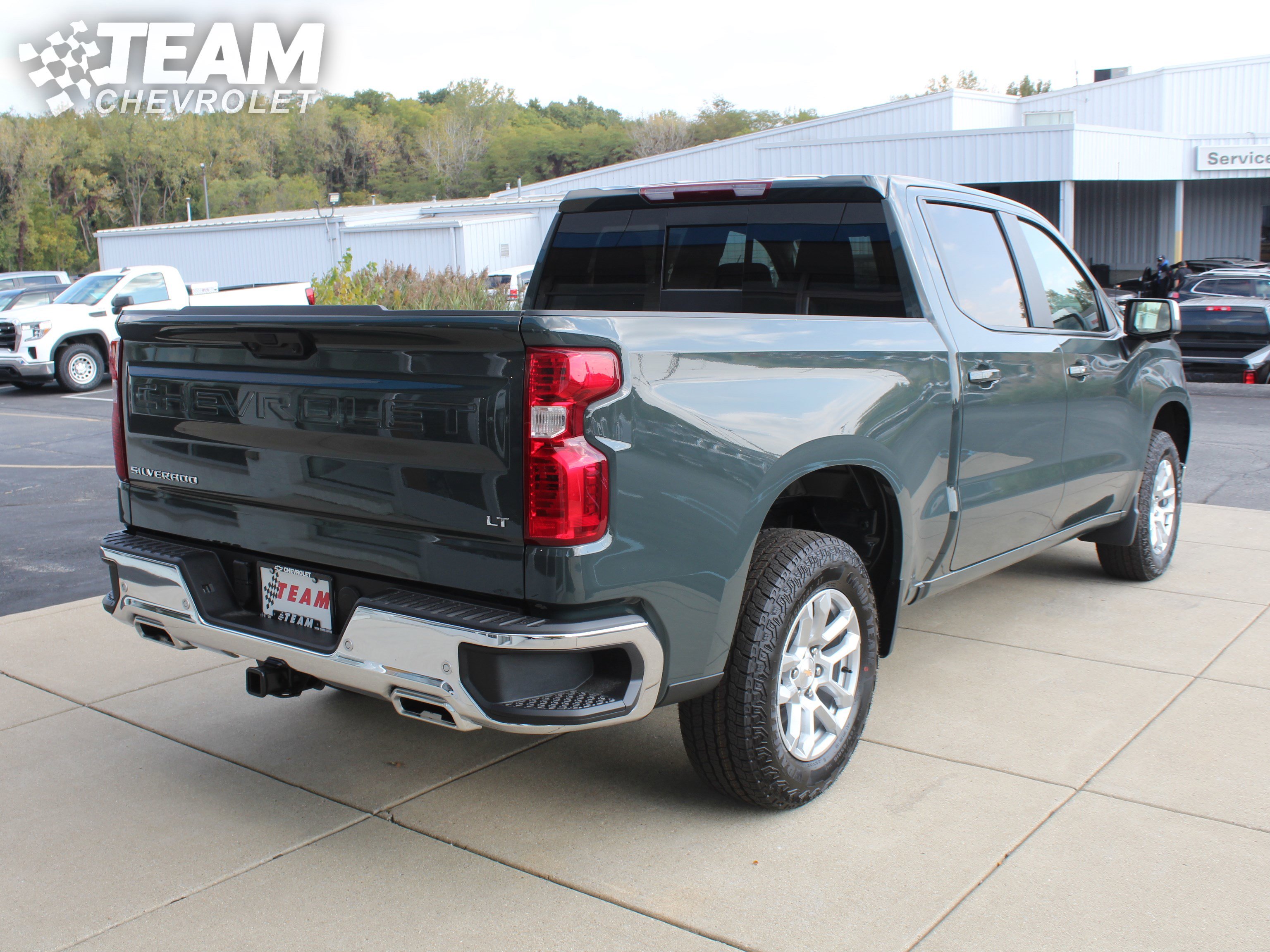 New 2026 Chevrolet Silverado 1500 LT w/ Z71 Off-Road Package image 4