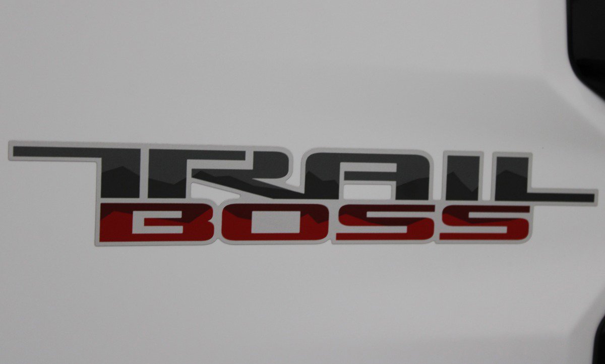 Used 2023 Chevrolet Colorado Trail Boss AWD/4WD image 33