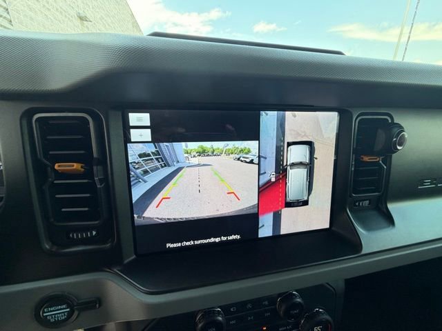 Used 2023 Ford Bronco Badlands w/ Sasquatch Package AWD/4WD image 42