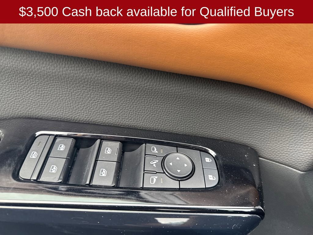 New 2026 Nissan Pathfinder Platinum FWD image 12