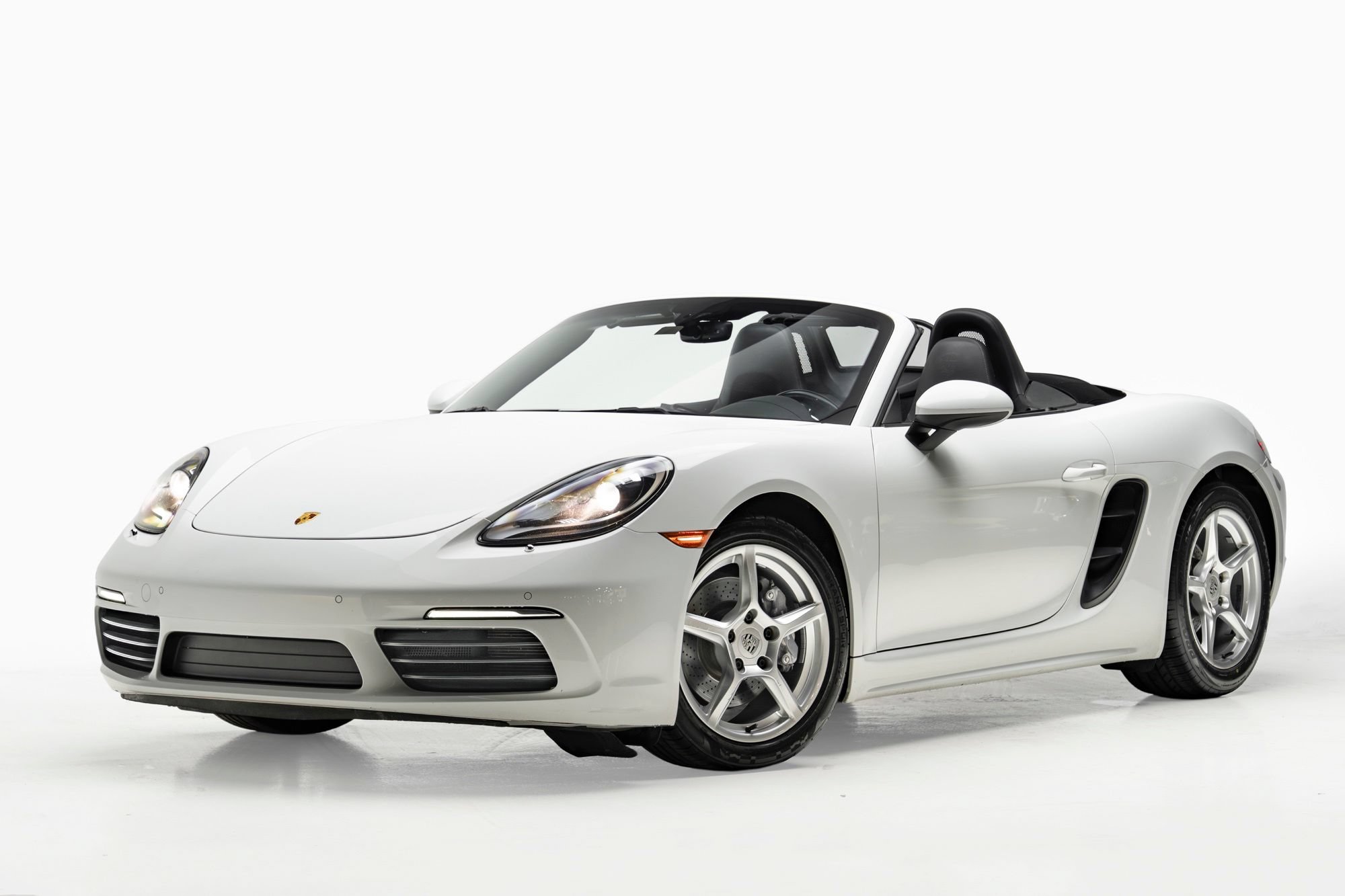 Used 2022 Porsche 718 Boxster RWD image 4