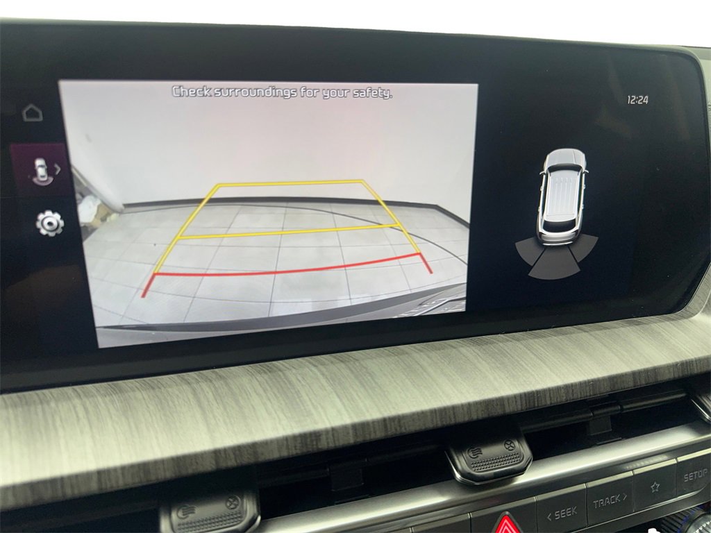 Used 2025 Kia Telluride EX w/ EX Captain's Chair Package image 68